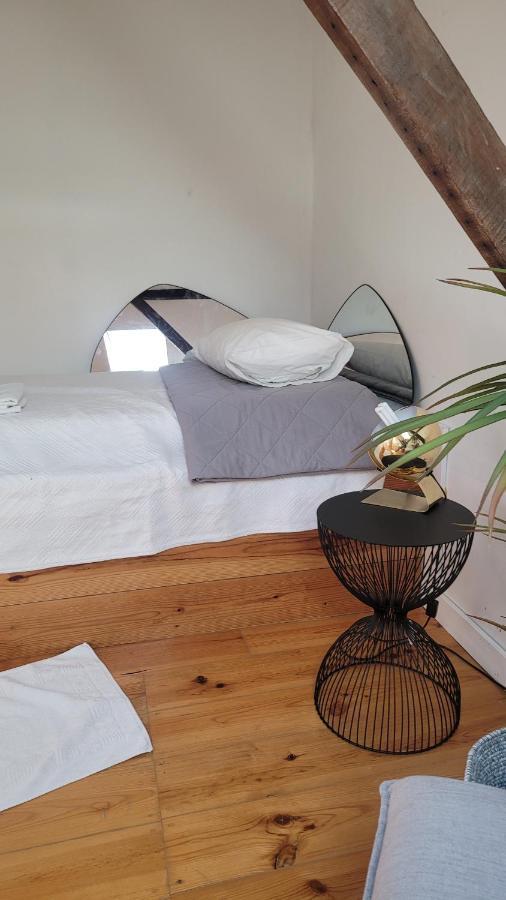 Litle Tiny Room In The Attic Lisbon Exterior photo